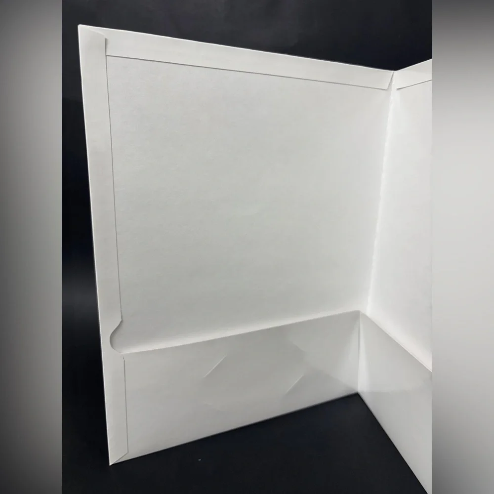Oxford White Laminated Twin Pocket Folders - Letter - 8.50